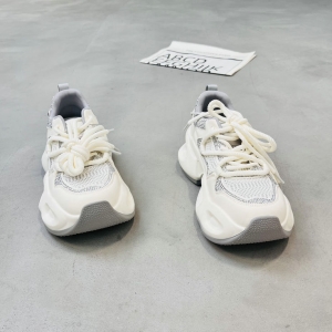 栢丽诗图 广州鞋 新款 真皮+单网 脚垫真皮 36-40 货号：1359-5601