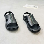 鳄鱼世家 广州鞋 新款 39-44 货号：39221