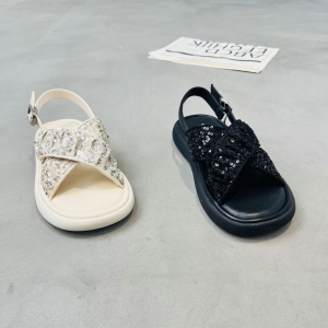 特丽雅 广州鞋 新款 35-40 货号：833019