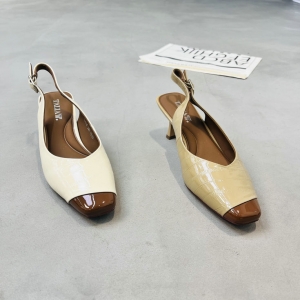 特丽雅 广州鞋 新款 头层牛皮 内里羊皮 脚垫羊皮 35-39 货号：301035