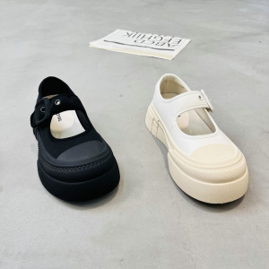 圣德俪尔 广州鞋 新款 内里真皮 羊皮乳胶鞋垫 35-39 货号：058-23
