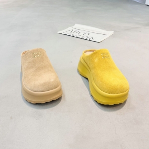 茉妮卡 新款 真皮 35-39 货号：5023-51