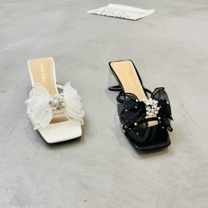 依迪夫人 广州鞋 新款 34-38 货号：02110
