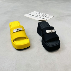 圣德俪尔 广州鞋 新款 35-40 货号：5058-13