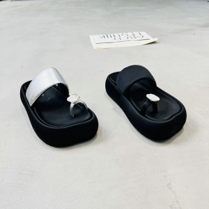 圣德俪尔 广州鞋 新款 35-40 货号：108-035