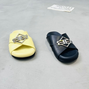 樱歌 广州鞋 新款 羊皮 34-39 货号：2208-07