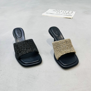 樱歌 广州鞋 新款 内里羊皮 35-39 货号：3901-15