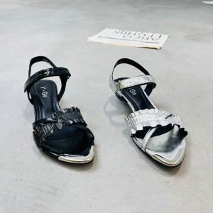 樱歌 广州鞋 新款 皱油皮 内里羊皮 脚垫羊皮 34-39 货号：9811-3