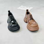 轩美诗 广州鞋 新款 头层牛皮 内里羊皮 脚垫羊皮 35-40 货号：4122-5732