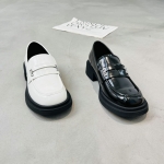 轩美诗 广州鞋 新款 头层牛皮 内里牛皮 脚垫羊皮 36-39 货号：4121-2875