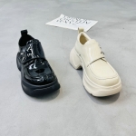 轩美诗 广州鞋 新款 头层牛皮 内里羊皮 脚垫羊皮 36-39 货号：4321-5021