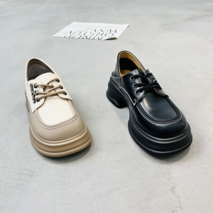 轩美诗 广州鞋 新款 真皮 脚垫真皮 35-40货号：4121-6824