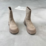 立驰俪 广州鞋 新款 脚垫羊皮 35-39 货号：24689