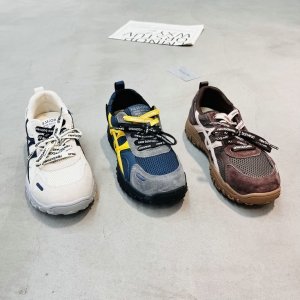 茉妮卡 新款 真皮 脚垫真皮  35-40 货号：5155-25