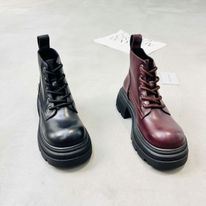 山山 广州鞋 新款 小牛皮 脚垫真皮 35-39 货号：51-50