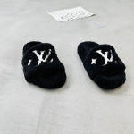 2288 广州鞋 新款 真羊毛 34-38货号：1688-83