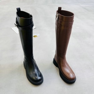 樱歌 广州鞋 新款 全进口小牛皮 内里牛皮 脚垫牛皮 34-39 货号：5D18-8