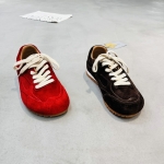 V1528 新款 头层牛皮 脚垫真皮 35-40 货号：2887-1