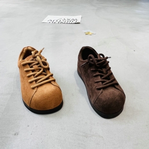 蒂爱 广州鞋 新款 真皮 薄绒 35-40 货号：903