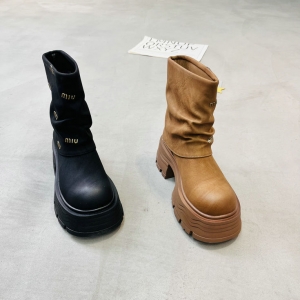 卡姿莉 广州鞋 新款 内里超柔 脚垫牛皮 35-40 货号：21S6616