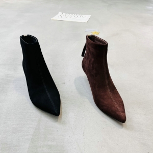 樱歌 广州鞋 新款 头层牛皮 薄绒 34-39 货号：2103-81