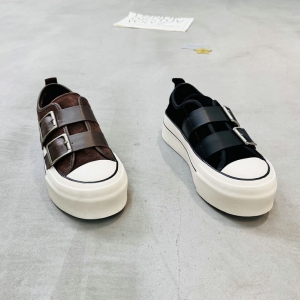 樱歌 广州鞋 新款 头层牛皮 薄绒 34-39 货号：2582-102