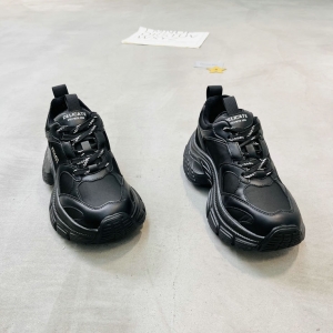 樱歌 广州鞋 新款 真皮 薄绒 34-39 货号：607-17