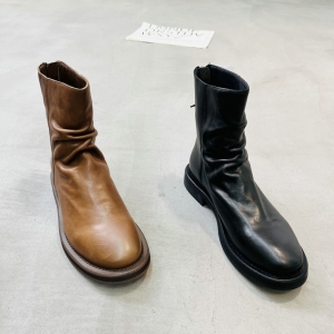 樱歌 广州鞋 新款 头层牛皮 内里超柔 脚垫羊皮 35-39 货号：9122-1