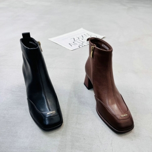 佰诗奴 广州鞋 新款 羊皮 二棉 35-40 货号：7131