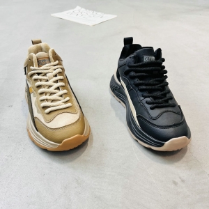 鳄鱼世家 广州鞋 新款 真皮 薄绒 39-44 货号：95222