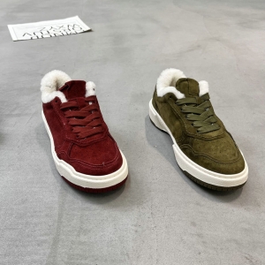 樱歌 广州鞋 新款 羊京皮 全羊毛 大棉 34-38 货号：11-91