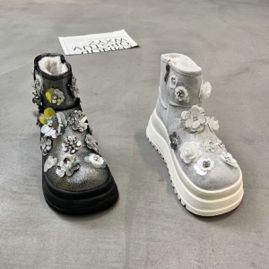 樱歌 广州鞋 新款 碎金牛皮+羊毛 大棉 34-39 货号：661-17