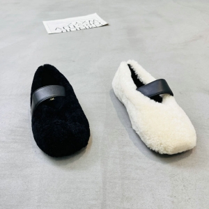樱歌 广州鞋 新款 羊皮+羊羔毛 大棉 34-39 货号：558-627