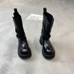 星期六 新款 头层牛皮 脚垫真皮 35-40货号：3180