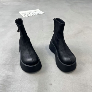 佰利多纳 广州鞋 新款 脚垫真皮 35-39 货号：0903-83