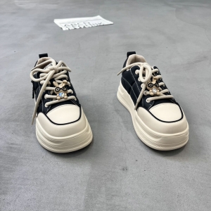 卡姿莉 广州鞋 新款 薄绒 36-39 货号：7335-2