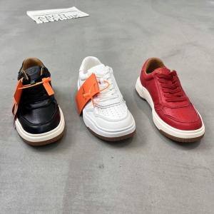 智妍 新款 头层牛皮 内里羊皮 脚垫羊皮 34-40 货号：25063