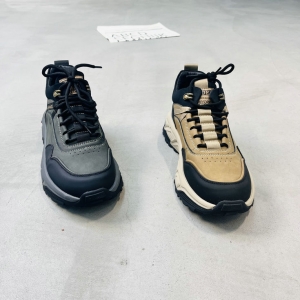 智威龙 广州鞋 新款 真皮 内里超柔 脚垫真皮 39-44 货号：8432030