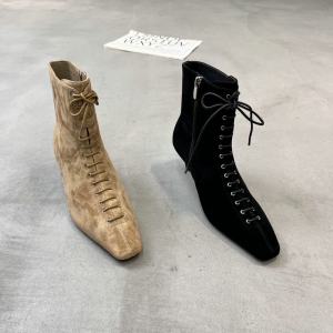 柏宏图 广州鞋 新款 羊京 内里羊皮 脚垫羊皮 35-39 货号：3566-207