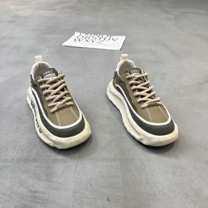 鳄鱼世家 广州鞋 新款 脚垫真皮 38-44 货号：3577