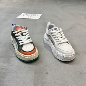 鳄鱼世家 广州鞋 新款 真皮 脚垫真皮 39-44货号：52515