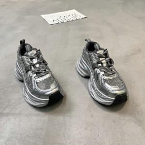 2288 广州鞋 新款 真皮 脚垫羊皮 34-40 货号：616-007