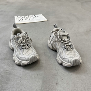 2288 广州鞋 新款 脚垫羊皮 35-38 货号：600-033