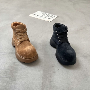 荞溪 广州鞋 新款 油丝绒牛皮 内里羊皮 脚垫羊皮 36-39 货号：3310-30