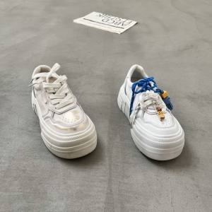 V1528 新款 真皮 脚垫真皮 35-40 货号：0803