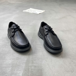 鳄鱼世家 广州鞋 新款 头层牛皮 内里真皮 脚垫真皮 38-44 货号：636-2