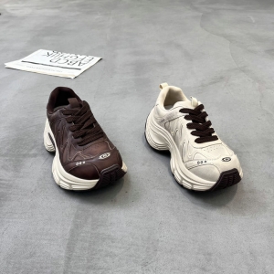 卡姿莉 广州鞋 新款 真皮 脚垫牛皮 35-40 货号：8870