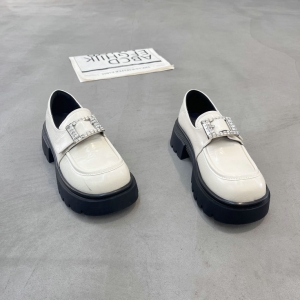 轩美诗 广州鞋 新款 真皮 脚垫真皮 37-40 货号：512-4060