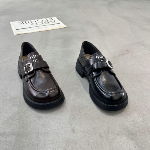 2288 广州鞋 新款 真皮 脚垫真皮 35-38 货号：600-029