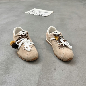 樱歌 广州鞋 新款 真皮 脚垫羊皮 34-39 货号：607-192